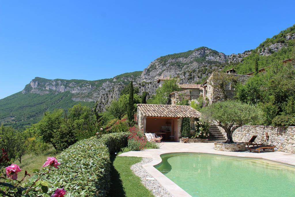 Domaine Du Roc Hotel Saou Bagian luar foto